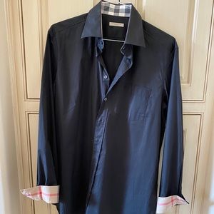 Men’s Burberry black cotton button down shirt